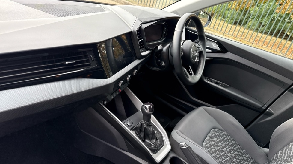 Used Audi A1 2022 for sale - 76176321: Photo 2