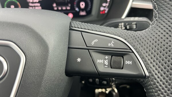 Used Audi Q3 2024 for sale - 75465613: Photo 40