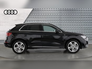 Used Audi Q3 2024 for sale - 75465613: Photo