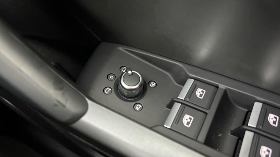 Used Audi Q3 2024 for sale - 76447333: Photo 38