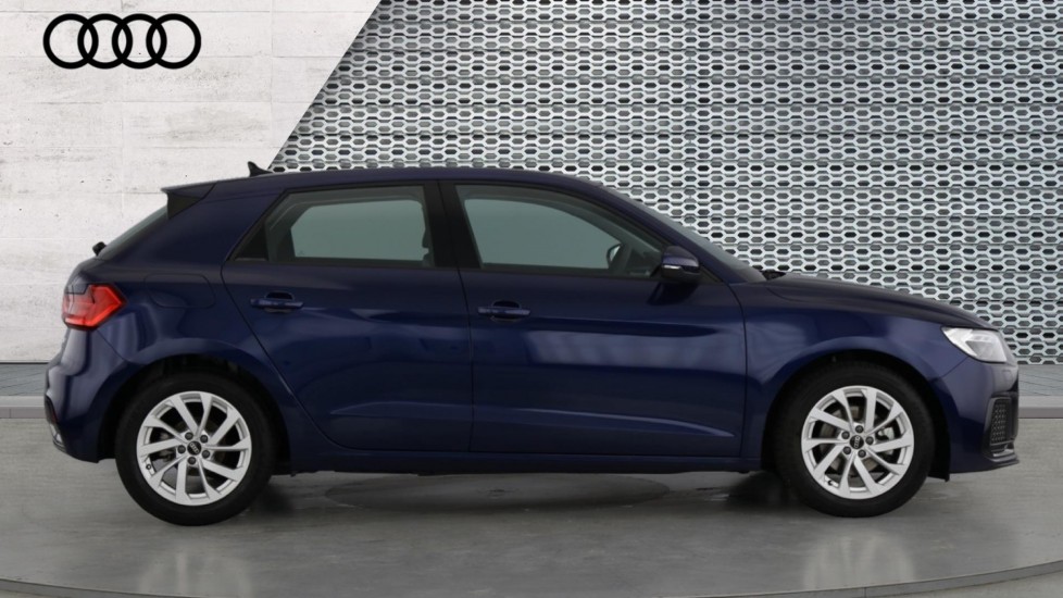 Used Audi A1 2023 for sale - 76856452: Photo 4