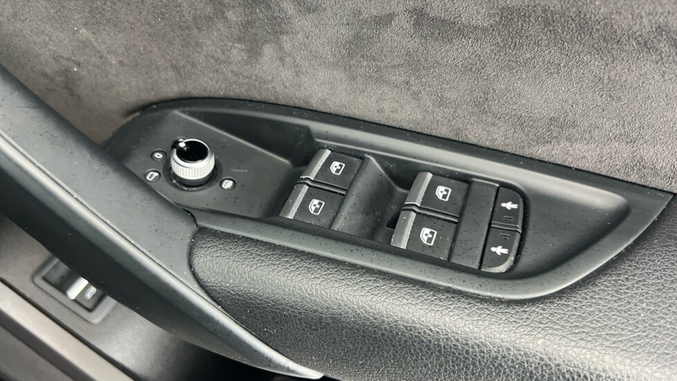 Used Audi Q5 2018 for sale - 76609582: Photo 27