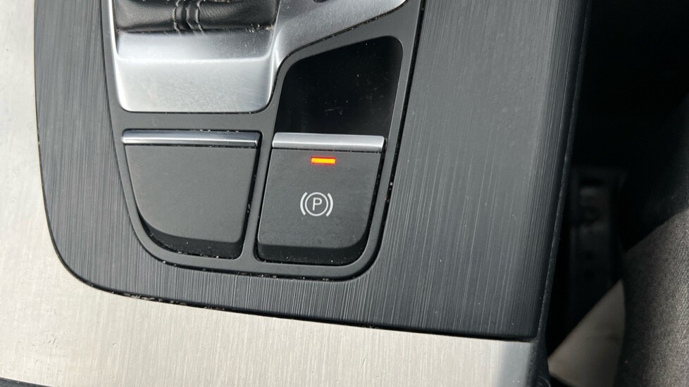 Used Audi Q5 2018 for sale - 76609582: Photo 29