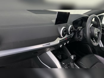 Used Audi Q2 2024 for sale - 76124545: Photo