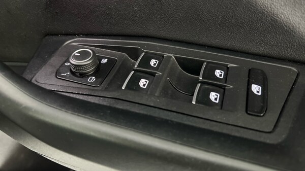 Used Volkswagen T-Roc 2025 for sale - 76061938: Photo 23