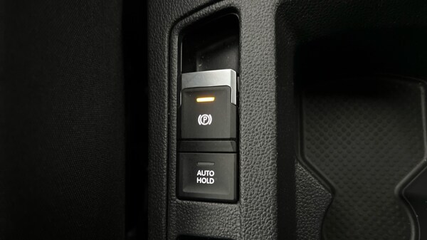 Used Volkswagen T-Roc 2025 for sale - 76061938: Photo 25