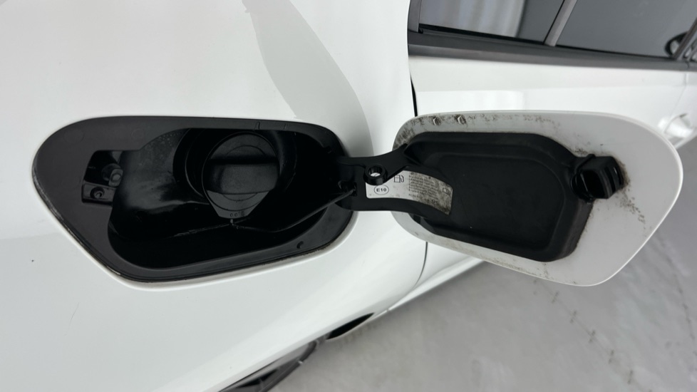 Used Volkswagen Golf 2019 for sale - 76124671: Photo 21