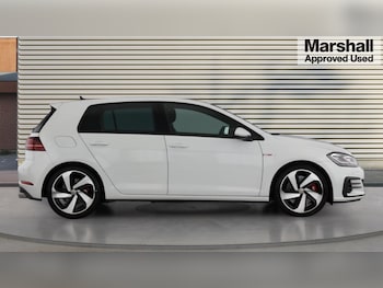 Used Volkswagen Golf 2019 for sale - 76124671: Photo