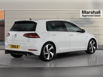 Used Volkswagen Golf 2019 for sale - 76124671: Photo