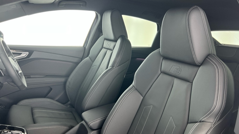 Used Audi Q4 e-tron 2025 for sale - 76847179: Photo 17