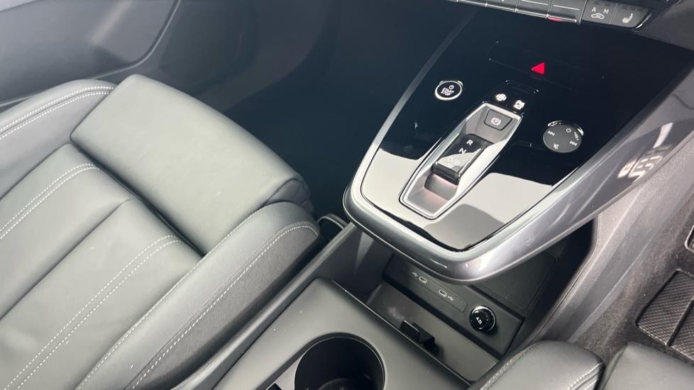 Used Audi Q4 e-tron 2025 for sale - 76847179: Photo 19