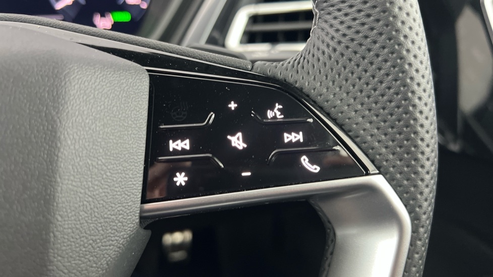 Used Audi Q4 e-tron 2025 for sale - 76847179: Photo 27