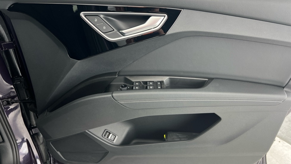 Used Audi Q4 e-tron 2025 for sale - 76847179: Photo 31
