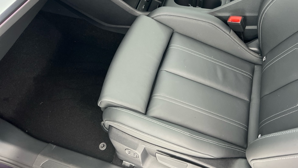 Used Audi Q4 e-tron 2025 for sale - 76847179: Photo 32