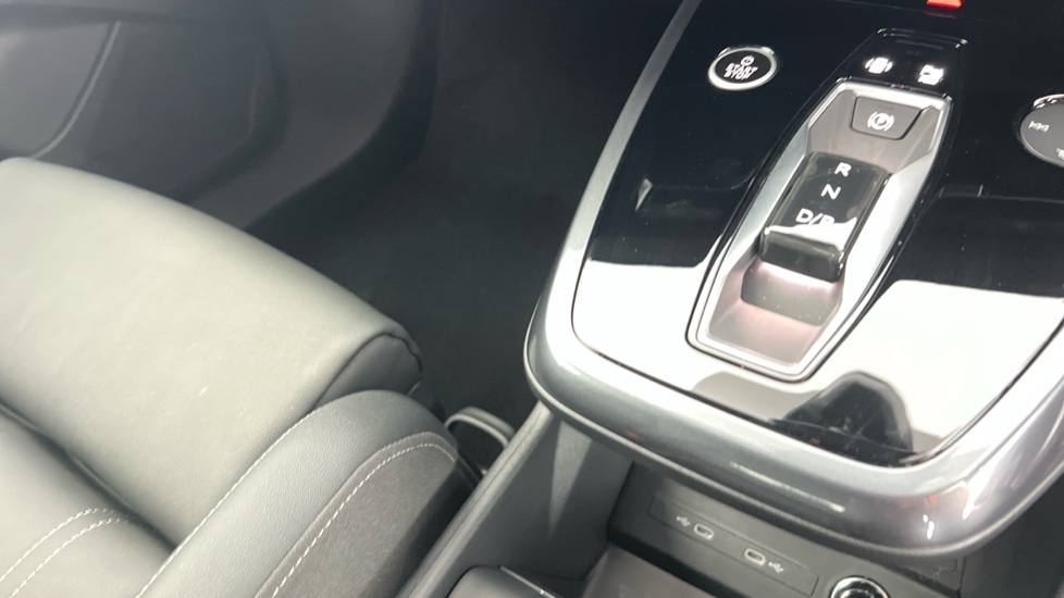 Used Audi Q4 e-tron 2025 for sale - 76847179: Photo 35