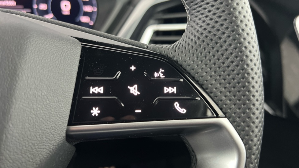 Used Audi Q4 e-tron 2025 for sale - 76847179: Photo 42