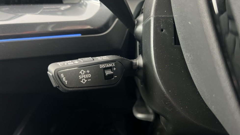 Used Audi Q4 e-tron 2025 for sale - 76847179: Photo 48