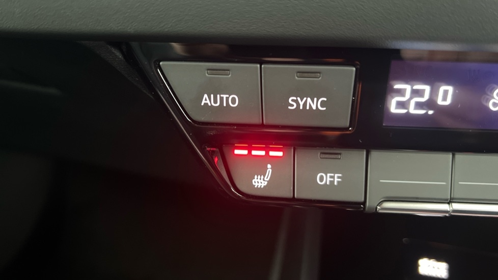 Used Audi Q4 e-tron 2025 for sale - 76847179: Photo 54