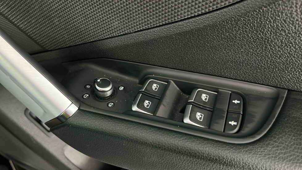 Used Audi Q2 2025 for sale - 76023222: Photo 27