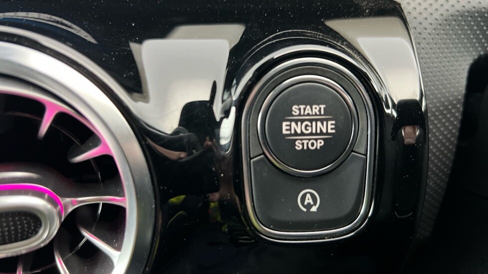 Used Mercedes-Benz A-Class 2019 for sale - 75874331: Photo 38