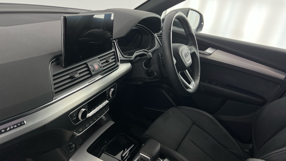 Used Audi Q5 2022 for sale - 76928069: Photo 2