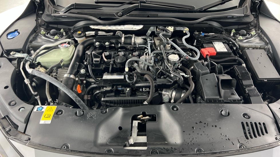 Used Honda Civic 2021 for sale - 76519332: Photo 16