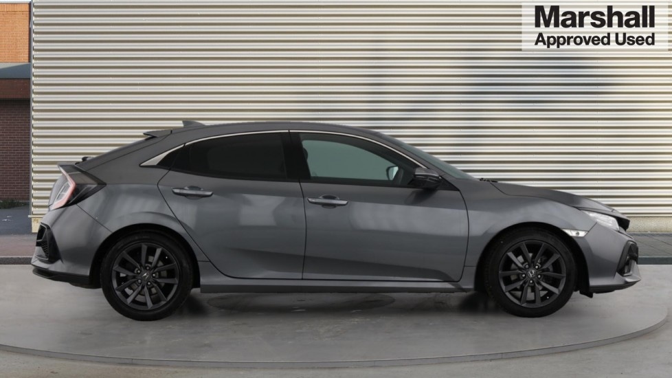Used Honda Civic 2021 for sale - 76519332: Photo 2