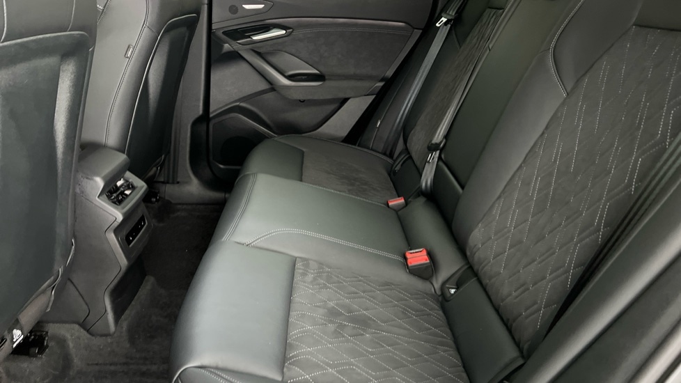 Used Audi Q6 e-tron 2025 for sale - 76745378: Photo 15