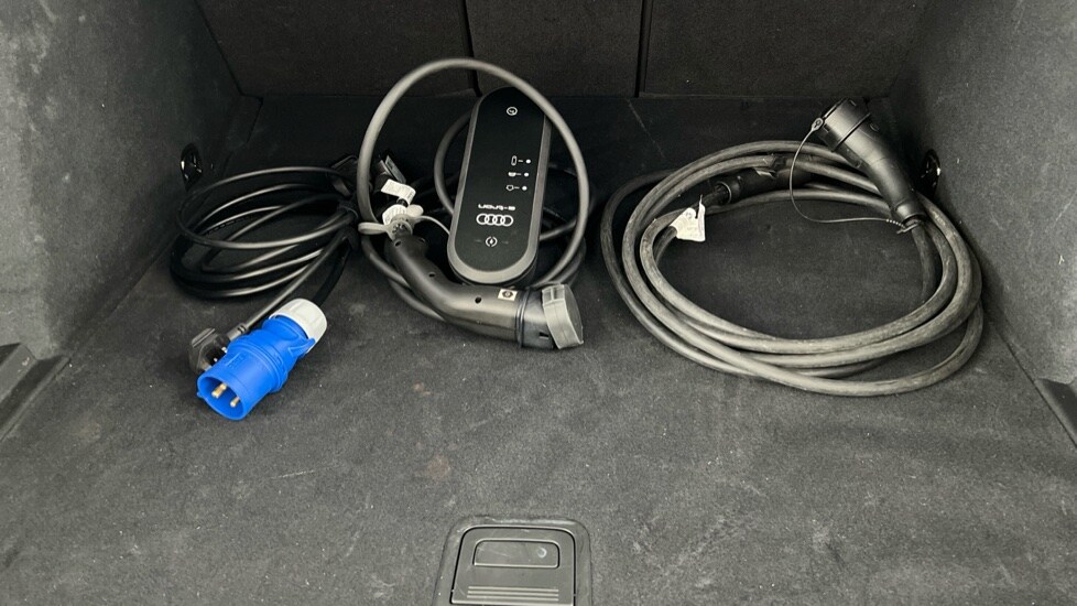 Used Audi Q6 e-tron 2025 for sale - 76745378: Photo 44