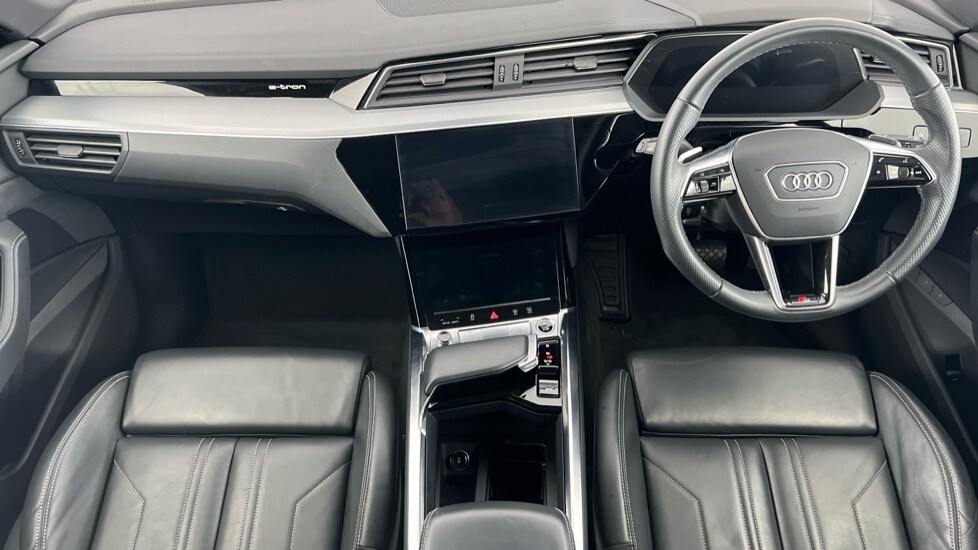 Used Audi e-tron 2022 for sale - 76539841: Photo 12