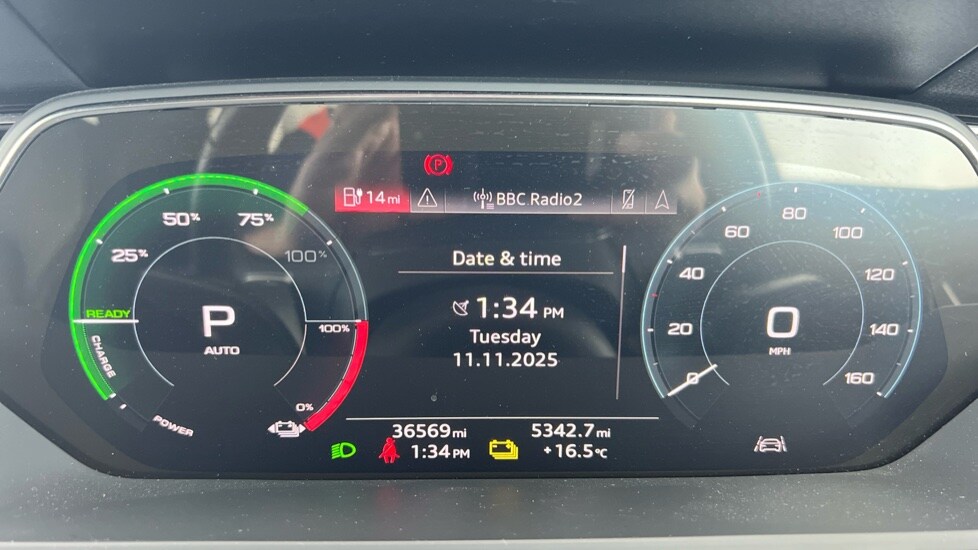 Used Audi e-tron 2022 for sale - 76539841: Photo 14