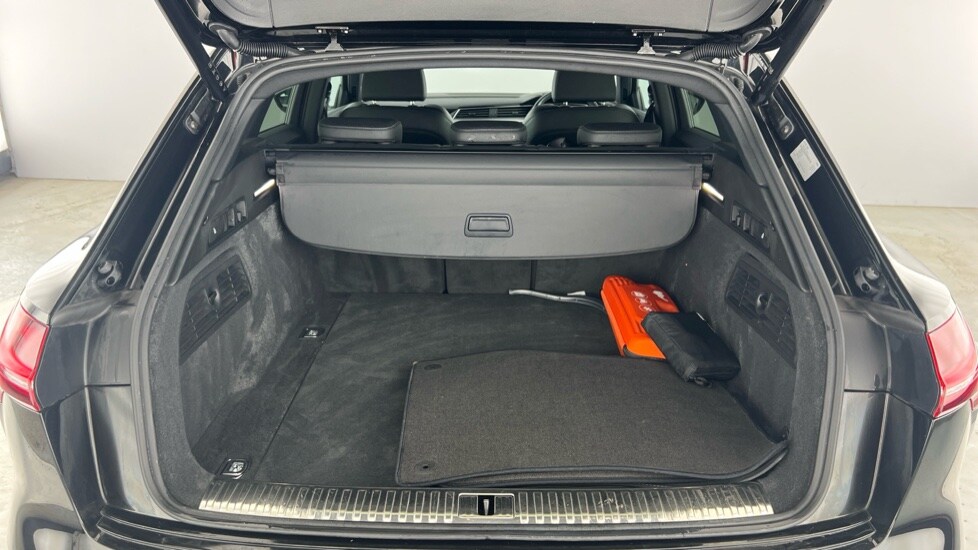 Used Audi e-tron 2022 for sale - 76539841: Photo 18