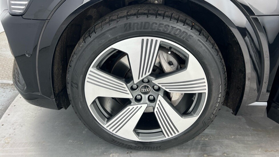 Used Audi e-tron 2022 for sale - 76539841: Photo 21