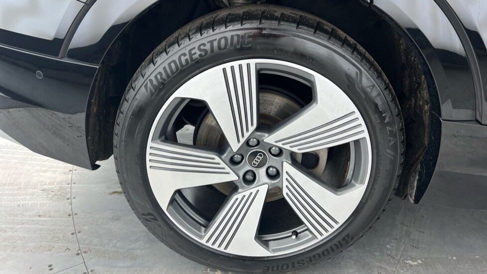 Used Audi e-tron 2022 for sale - 76539841: Photo 23