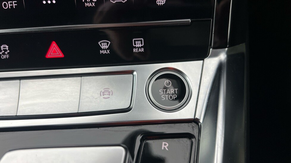 Used Audi e-tron 2022 for sale - 76539841: Photo 43