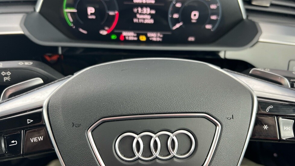 Used Audi e-tron 2022 for sale - 76539841: Photo 46