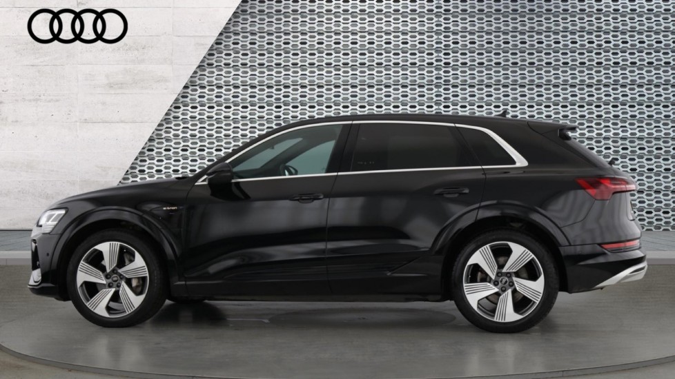 Used Audi e-tron 2022 for sale - 76539841: Photo 9