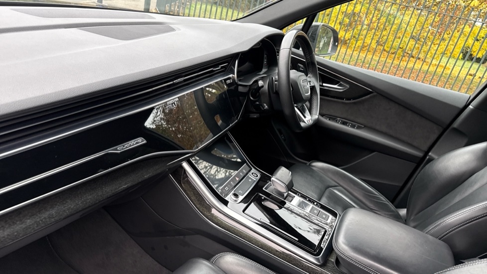 Used Audi Q7 2021 for sale - 76514954: Photo 2