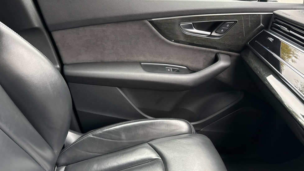 Used Audi Q7 2021 for sale - 76514954: Photo 28