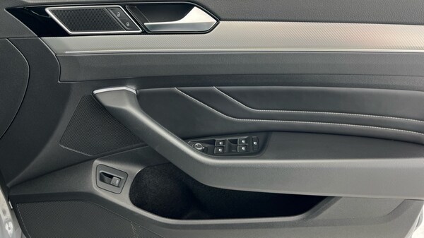 Used Volkswagen Passat 2021 for sale - 76229138: Photo 28