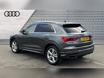 Used Audi Q3 2025 for sale - 77018291: Photo