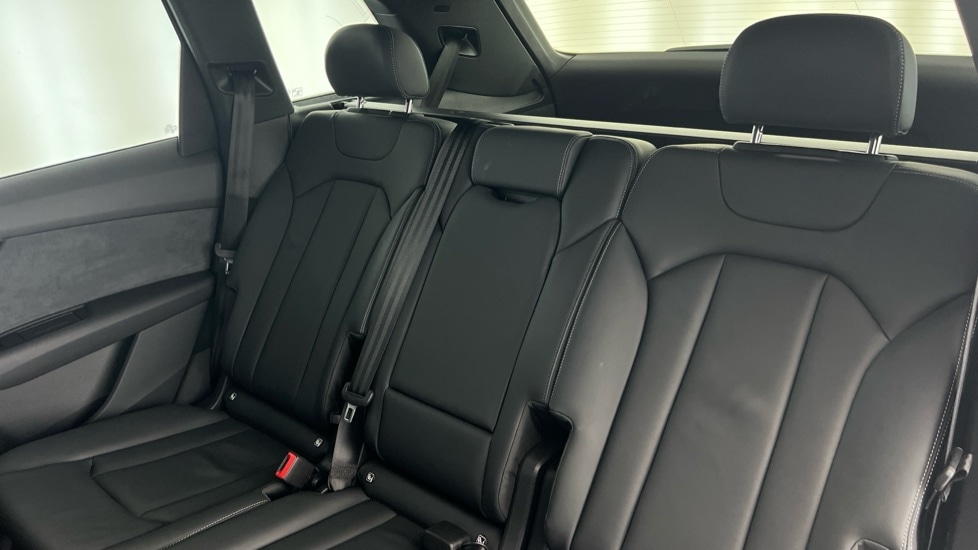 Used Audi Q7 2024 for sale - 76826636: Photo 15