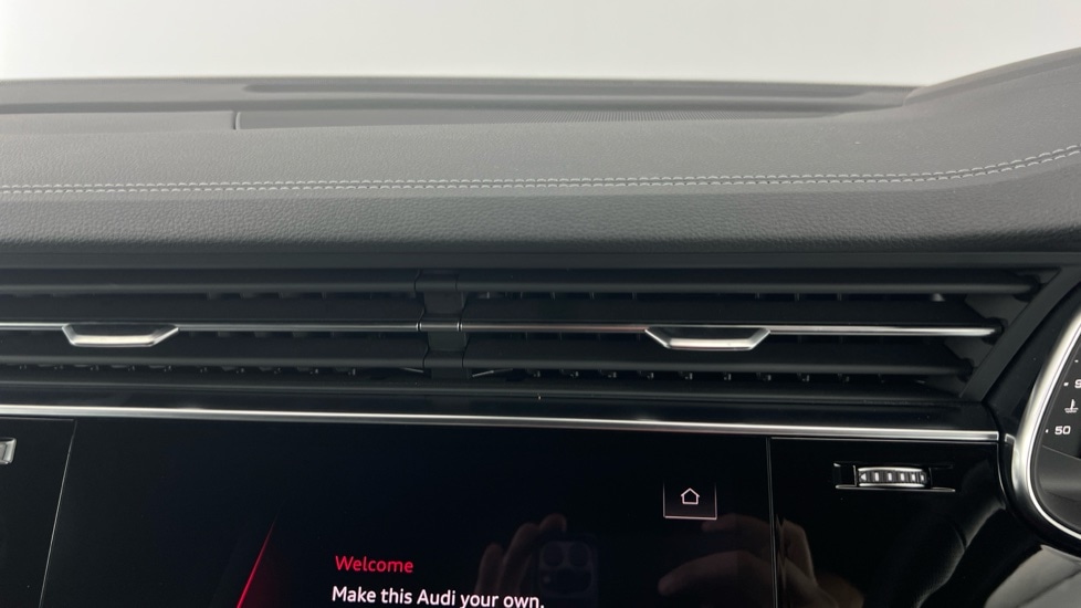 Used Audi Q7 2024 for sale - 76826636: Photo 16