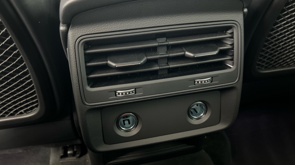 Used Audi Q7 2024 for sale - 76826636: Photo 35