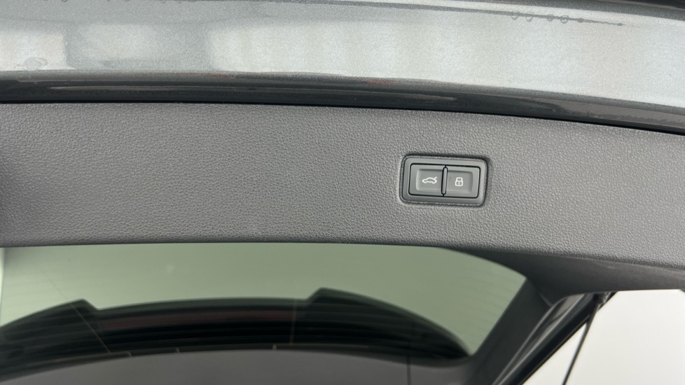 Used Audi Q7 2024 for sale - 76826636: Photo 58