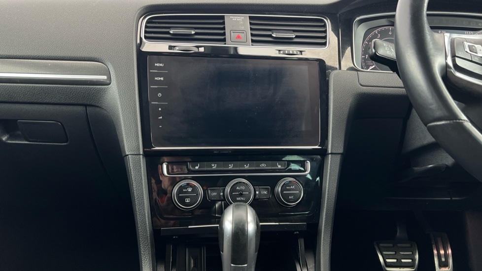 Used Volkswagen Golf 2019 for sale - 76977651: Photo 12