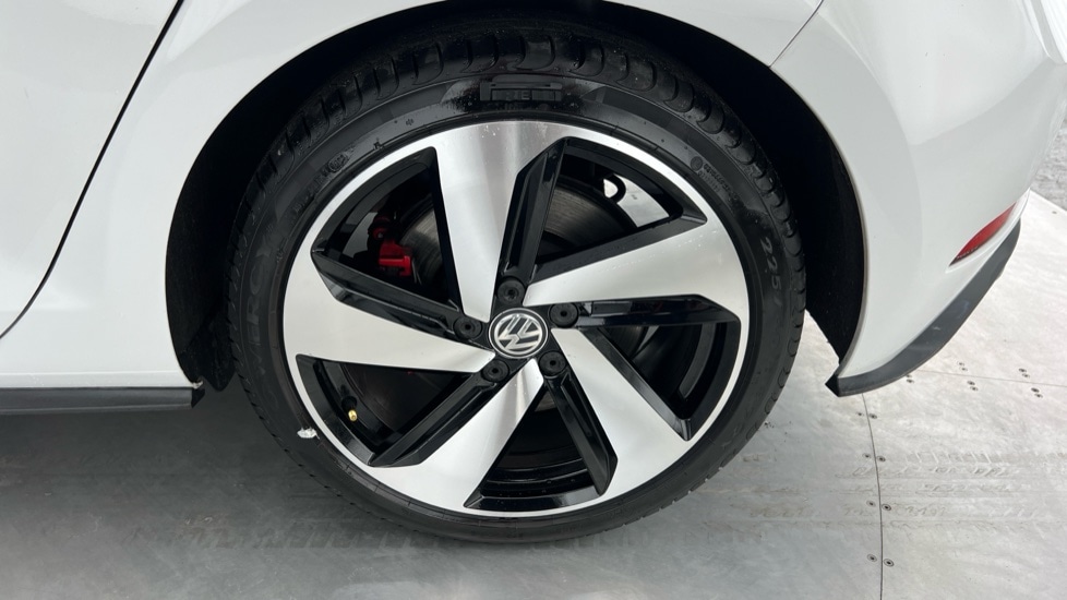 Used Volkswagen Golf 2019 for sale - 76977651: Photo 18