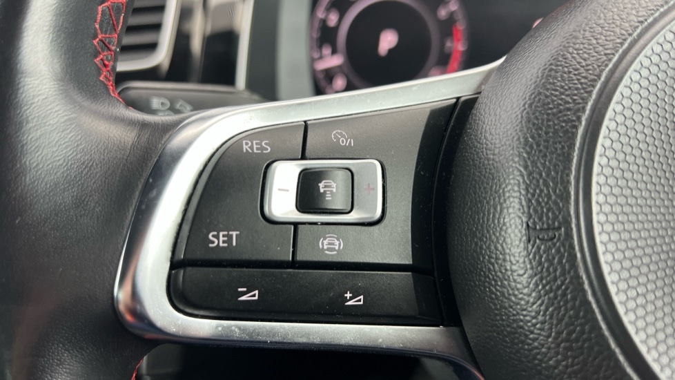 Used Volkswagen Golf 2019 for sale - 76977651: Photo 43