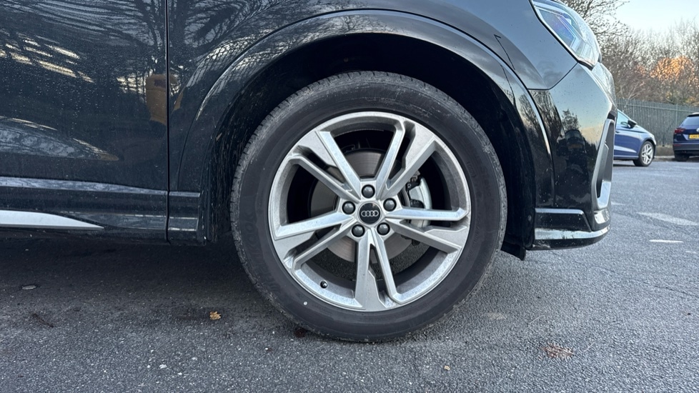 Used Audi Q3 2025 for sale - 76842144: Photo 5