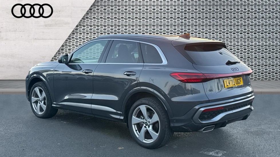 Used Audi Q5 2025 for sale - 76842176: Photo 3